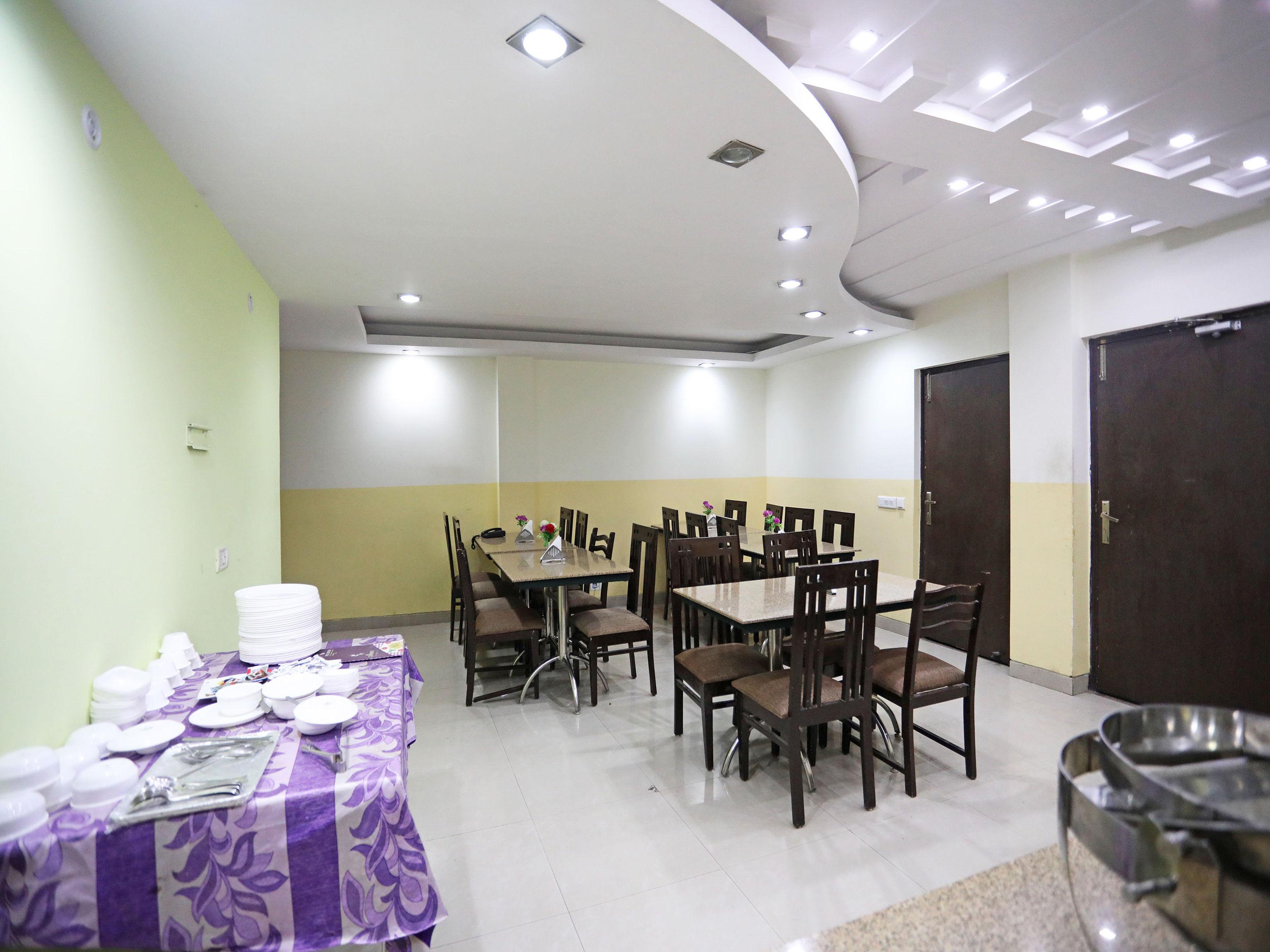 Hotel The Rts Plaza New Delhi Exterior foto